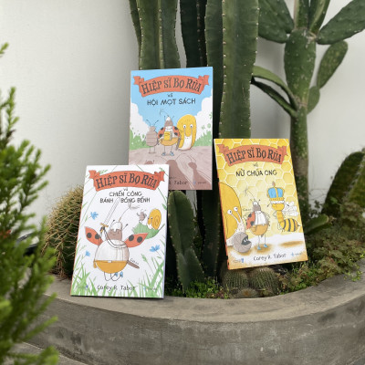 Sách cho bé 6-10 tuổi – Bộ Hiệp Sĩ Bọ Rùa (bộ 3 cuốn) | Tặng thiệp Podcard và Đèn lồng thủ công sáng tạo