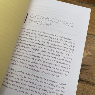 (Tái Bản 2021 – in màu ) TRỞ THÀNH CHUYÊN GIA RƯỢU VANG TRONG 24H - Jancis Robinson – TYG - NXB Văn Học (bìa mềm)