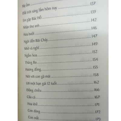 Sách - Góc sân và khoảng trời (bìa mềm) khổ to