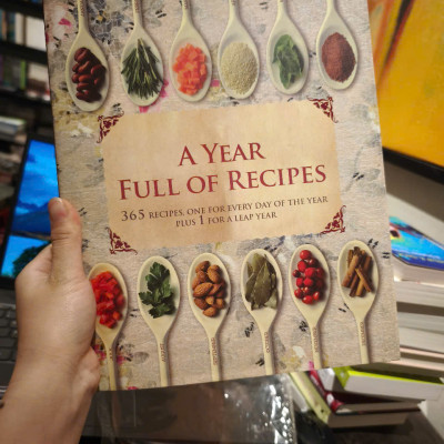 Sách - A Year Full of Recipes: 365 Recipes, One for Every Day of the Year Plus 1 for a Leap Year