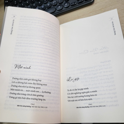 Hoàng Cầm 100 bài - Bìa mềm 