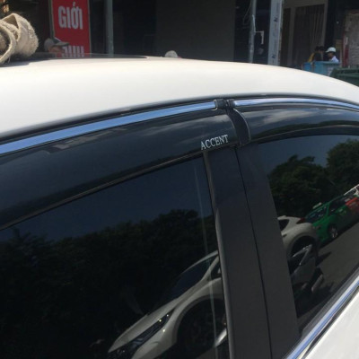 Bộ vè che mưa Hyundai Accent 2018-2019 chỉ mạ Crom cao cấp