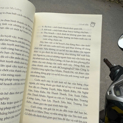 NHẬT KÝ THĂNG CHỨC CỦA TIỂU CƯỜNG – Trâu Tiểu Cường – Đỗ Ái Nhi dịch – Nhã Nam – NXB Dân Trí