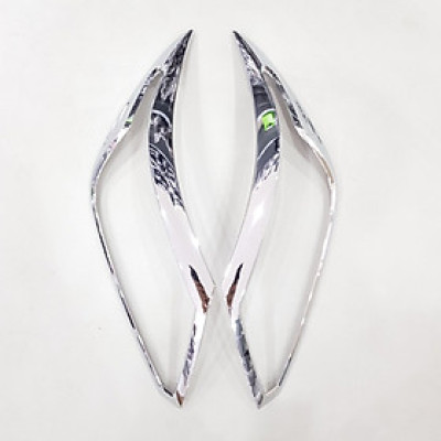 Bộ ốp viền bảo vệ, trang trí đèn mạ Crom cho Chevrolet Colorado