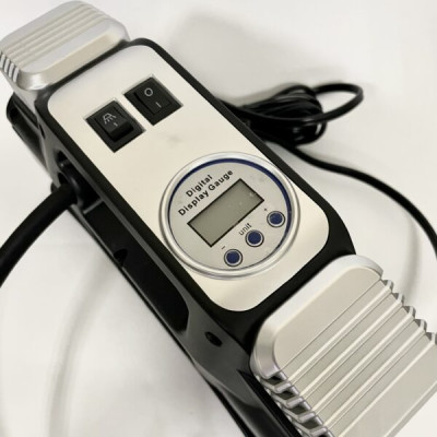 Máy bơm lốp ô tô Lifepro L609-AT  Hàng chính hãng