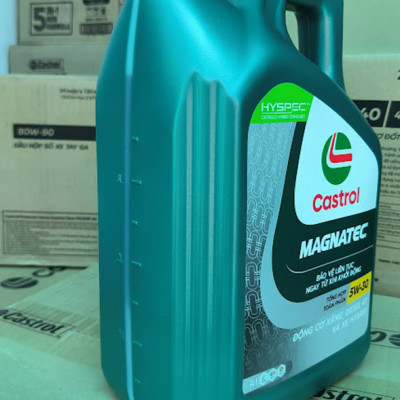 Dầu nhớt cho động cơ ô tô Castrol Magnatec, SAE 5W-30, SP, (Can 4 lít)