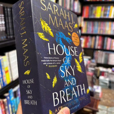 Sách - The House of Sky and Breath by Sarah J. Maas - Sách Ngoại Văn