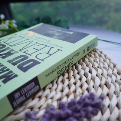 Sách - Marketing Du Kích REMIX - Maketing Du Kích Cho Doanh Nghiệp Từ A Đến Z