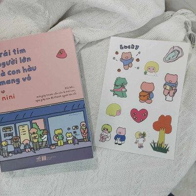 Sách - Trái tim người lớn là con hàu mang vỏ (Nhã Nam HCM)