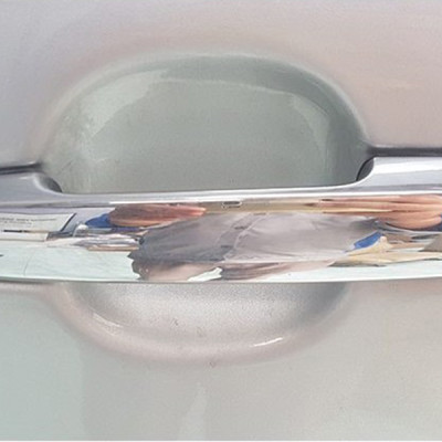 Bộ 4 Ốp Trang Trí Tay Cửa Cho Xe Toyota Innova, Altis 2009-2013