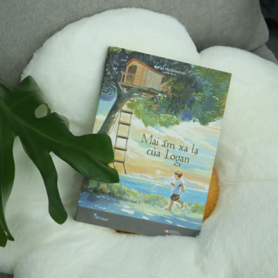 Mái Ấm Xa Lạ Của Logan - Bản Quyền