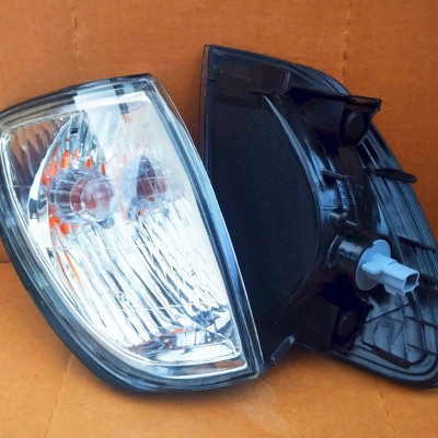 Bộ Đèn Xi Nhan Toyota Land Cruiser J100/FZJ105 (2002-2007)