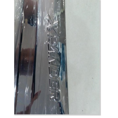 Bộ ốp  nẹp sườn mạ crom sáng bóng dành cho  xe Xpander