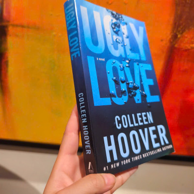 Sách - Ugly Love by Colleen Hoover - Romance / Fiction In English