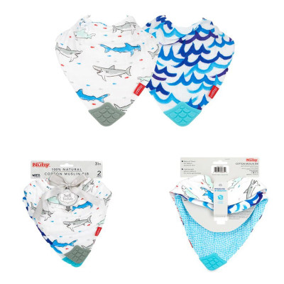 [ 4324-Nuby ] Bộ 2 Yếm Cotton Muslin Bib kèm gặm nướu Silicone