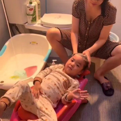 Ghế Gội Đầu Cho Bé