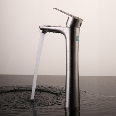 Vòi lavabo điếu nóng lạnh, Inox SUS 304 Eurolife EL-T023 (Trắng vàng )