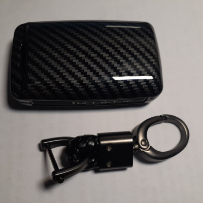 Ốp chìa khóa carbon bọc, bảo vệ chìa khóa xe Mazda 3 2020 kèm móc đeo INOX