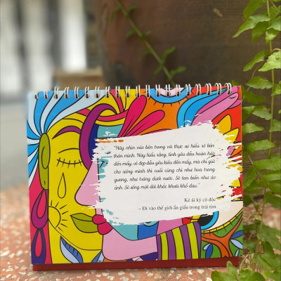 Lịch Để Bàn 2023 - Mật Mã Hạnh Phúc ( Bách Việt )