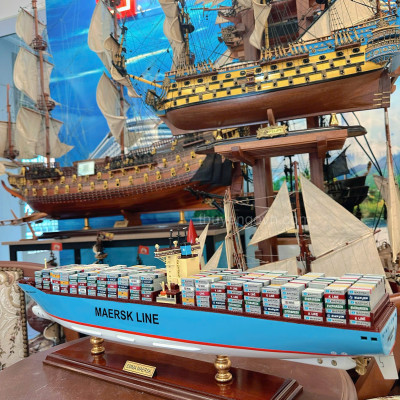 Mô Hình Thuyền Gỗ Trang Trí, tàu container, Thuyền Thương Mại EMMA MAERSK, thuyền chở hàng, hàng chính hãng