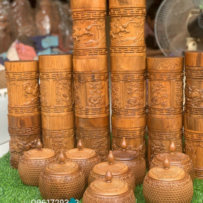 Hộp đựng trà bằng gỗ bách xanh thơm nức kt cao 20×10cm