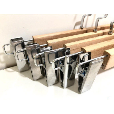 Combo Móc, kẹp treo quần áo bằng gỗ màu vàng đầu kẹp inox, đầu móc xoay 360