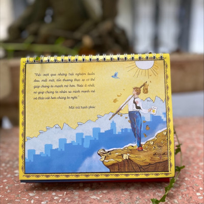 Lịch Để Bàn 2023 - Mật Mã Hạnh Phúc ( Bách Việt )