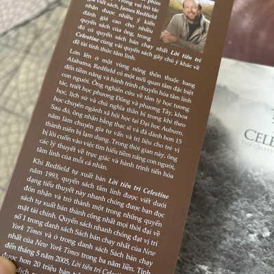 (#1 New Yorrk Times Bestseller) LỜI TIÊN TRI CELESTINE – HÀNH TRÌNH THỨC TỈNH TÂM LINH NHÂN LOẠI - James Redfield - First New – bìa mềm