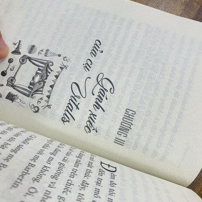 Không gia đình: Hồi ức về một tuổi thơ không cha mẹ