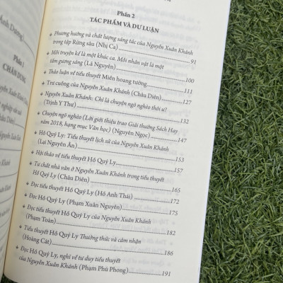 COMBO 2 CUỐN TIẾNG NGƯỜI TRONG VĂN + MỘT NỤ CƯỞI MỈM MỘT NGHIỆP VĂN XUÔI (Bìa mềm)