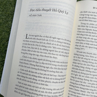 COMBO 2 CUỐN TIẾNG NGƯỜI TRONG VĂN + MỘT NỤ CƯỞI MỈM MỘT NGHIỆP VĂN XUÔI (Bìa mềm)