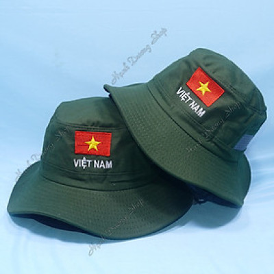 Nón tai bèo nam rộng vành thêu lá cờ Việt Nam, chất liệu vải kaki bền đẹp, bên hông có 2 lỗ thông gió - Hạnh Dương