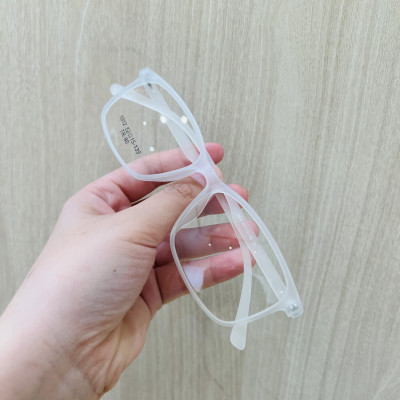 Gọng kính nhựa tr90 siêu nhẹ siêu bền thời trang OURESS - 1012