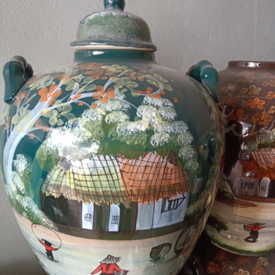 Chum đựng rượu vẽ phong cảnh Bát Tràng loại 10L