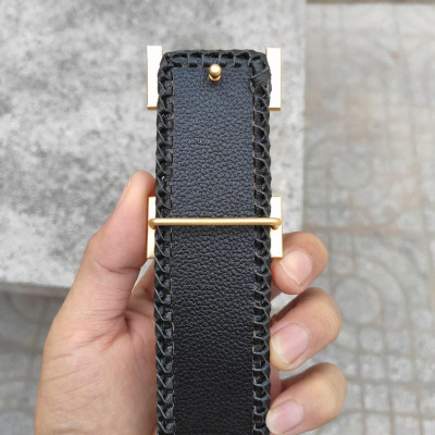 Mặt Khóa dây lưng da cá sấu. Thiết kế chữ H rất đẹp!