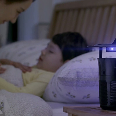Máy Bắt Muỗi Và Diệt Côn Trùng UV Hàn Quốc MOSCLEAN