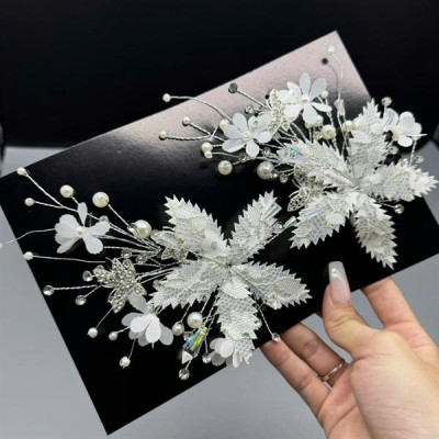 Cài tóc cô dâu hoa ren đính đá mẫu mới t9/2024