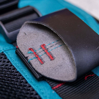 ÁO GI LÊ ĐỰNG CÔNG CỤ TOTAL TTVT1601 - HÀNG CHÍNH HÃNG