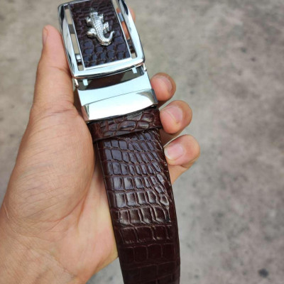 Nịt da cá sấu bản lớn phù hợp bụng bia. Da bụng vân đẹp nhẹ nhàng!