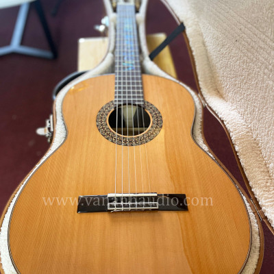 Đàn Guitar Classic Custom (Khảm Trai Vietcombank)