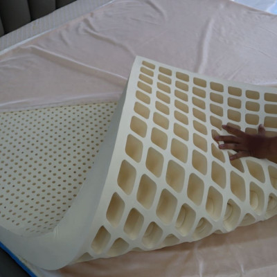 Nệm Cao Su Kim Cương Happy Gold KCCS1810 (180 x 200 x 10 cm)