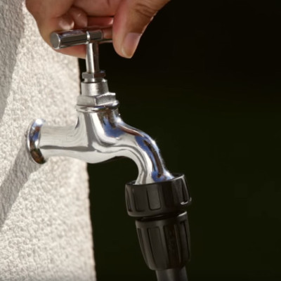 Đầu Nối Chuyển Đổi Claber 91013 nối từ vòi nước ren 21mm hoặc 27mm sang ống nhựa phi 14-16mm