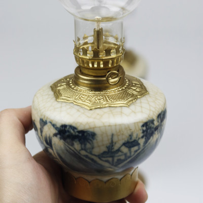 Đèn dầu men rạn Bát Tràng bọc đồng - Dáng quả hồng 33cm