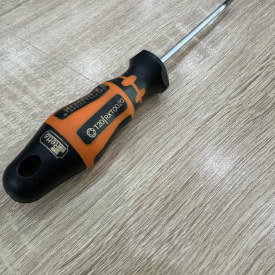 Tua vít đầu sao torx T20 Retta RXT0020