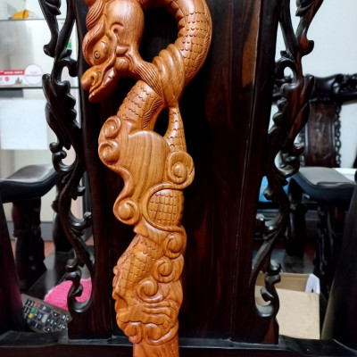 GẬY BATONG DÀNH CHO NGƯỜI GIÀ BẰNG GỖ HƯƠNG ĐÁ KT 90×13,5×4CM