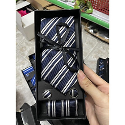 Cà vạt nam trung niên 8cm đóng hộp kèm khuy áo và khăn túi áo véc mẫu đẹp 2021 Giangpkc