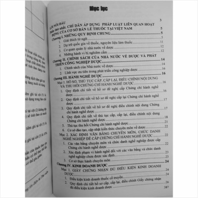 Sách Sổ Tay Thực Hành Tại Các Cơ Sở Bán Lẻ Thuốc - V2052T