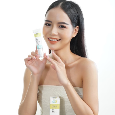 Kem chống nắng makeup trẻ hoá dưỡng trắng - Fresh Up Light Sun Cream 30ml | EVOR