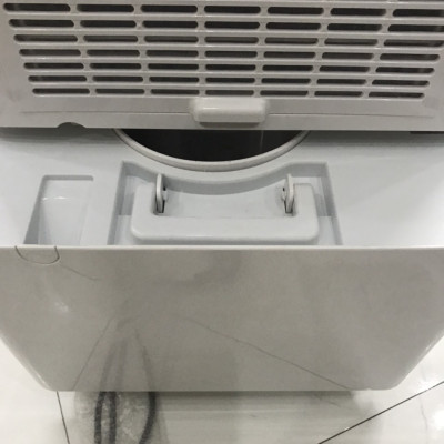 Máy hút ẩm Kasami KS-60EC ( Hàng Nhập Khẩu)