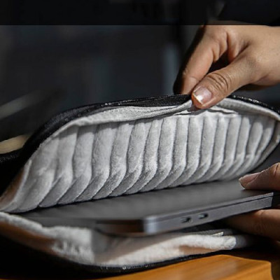 Túi xách chống sốc tomtoc (usa) 360° protection premium  macbook pro/air  new H13- Hàng Chính Hãng